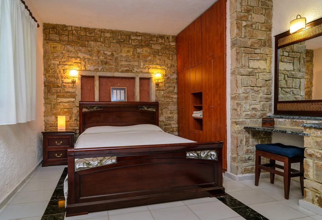 Maria Elena Villas Neos Marmaras Extérieur photo